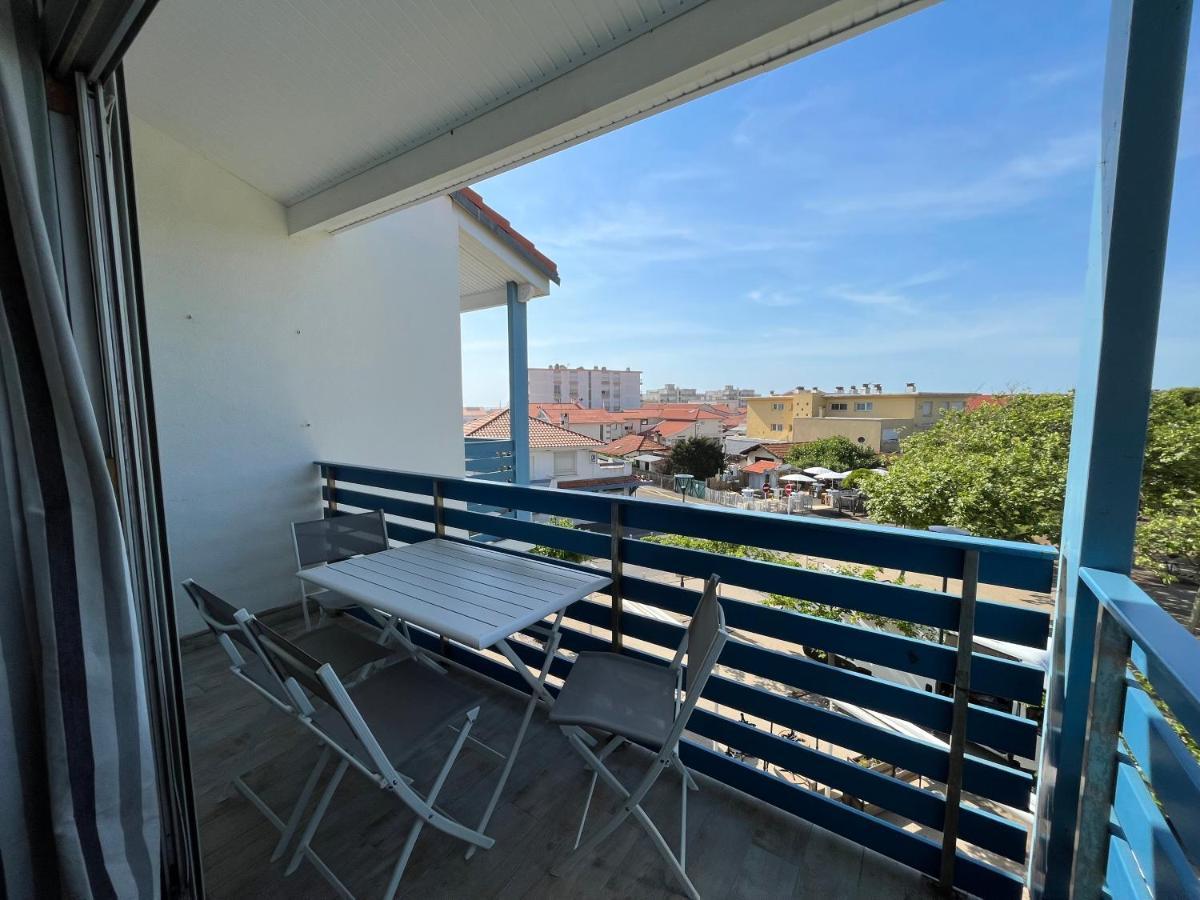 Place Centrale - 5 Min A Pied De La Plage - Aout 2024 Dimanche Au Dimanche Apartment Biscarrosse-Plage Bagian luar foto
